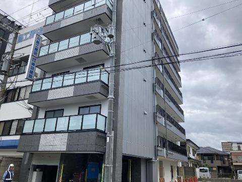 アヴェーレ早苗朝