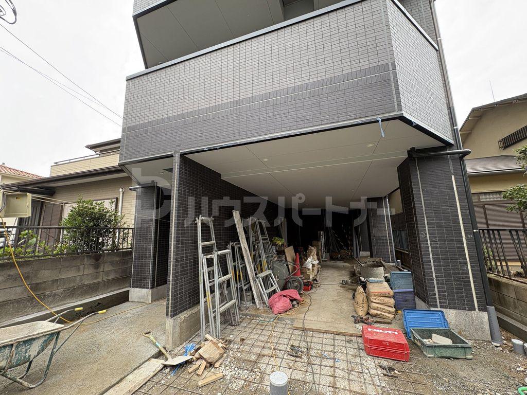 クレスト新田町