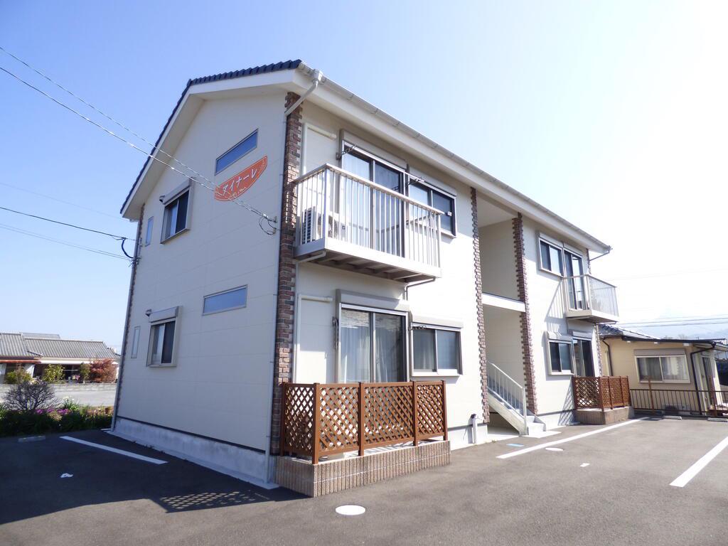アイナーレ