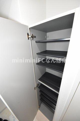 モノリス