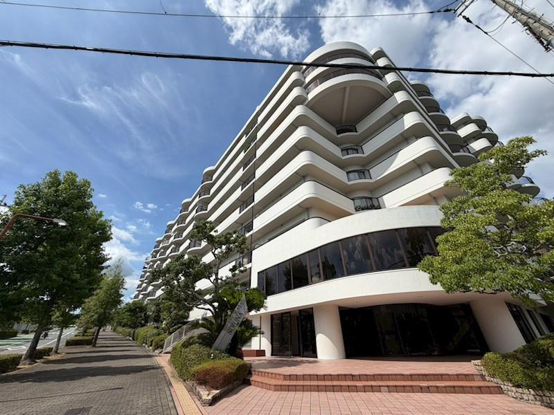 カーソルーナ1番館