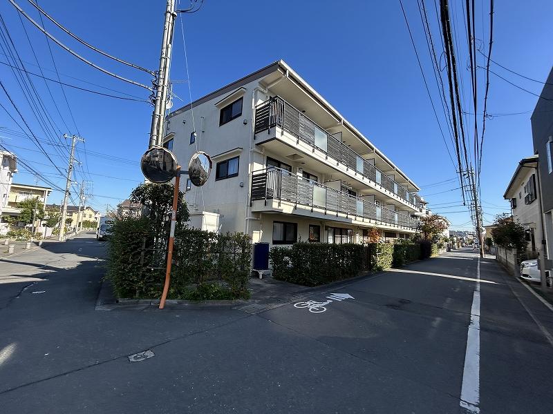 テラス上布田
