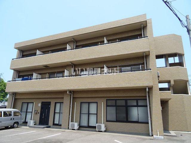 コンフォートメゾンNAGI