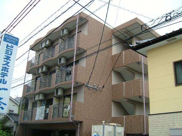 ジュネス山城