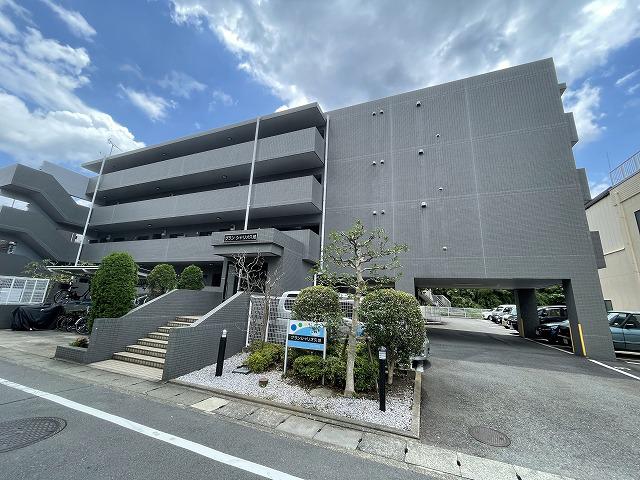 グランシャリオ久地