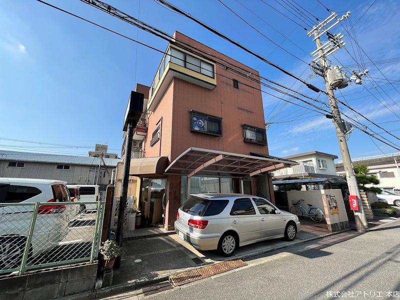 ウエストビレッジ