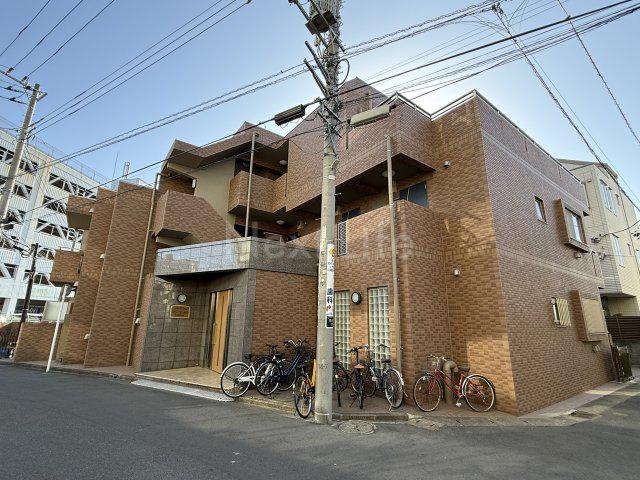 グリーンジュネス