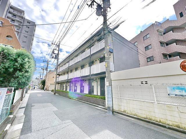 レオパレスアピラ