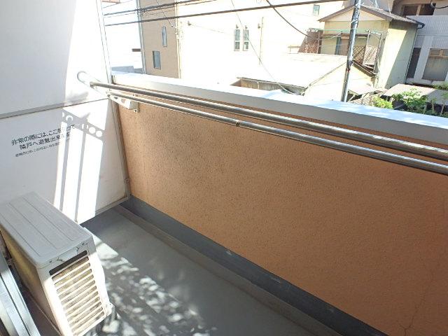 プレイス.F