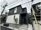 LUANA YOYOGI