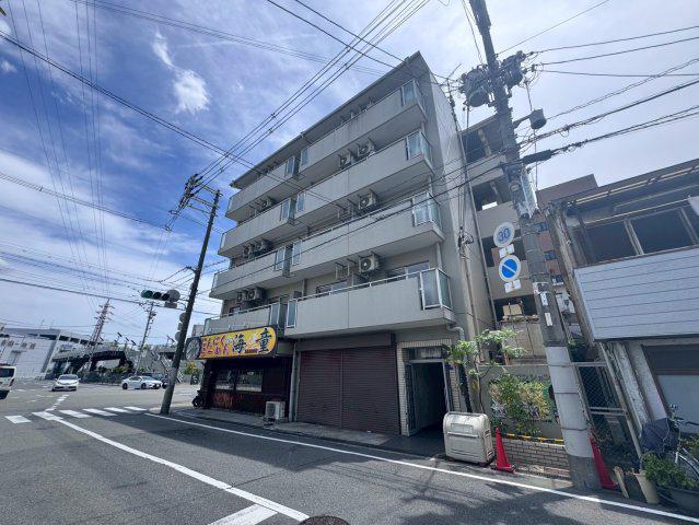 平岡マンション