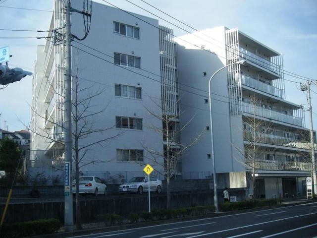 ベルジュ横濱本郷台