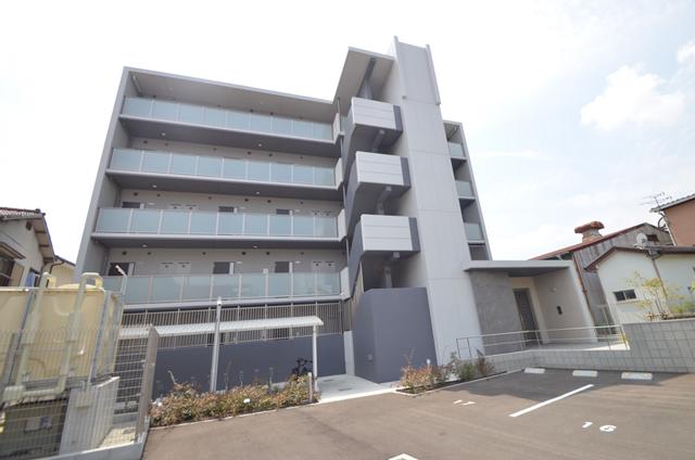 クローバー英賀保駅前