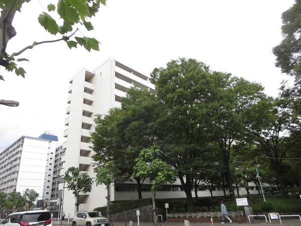 亀戸2丁目団地6号棟