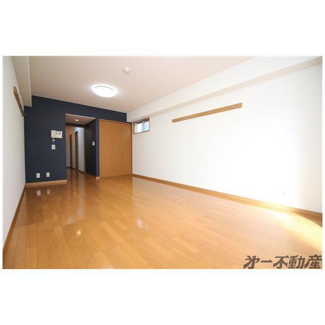 Fフラット