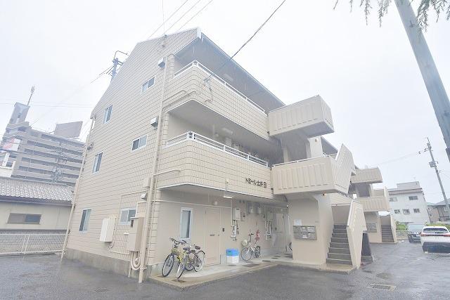 ドミール土井 B棟