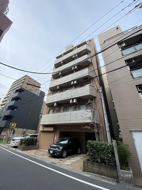 M.Yビル