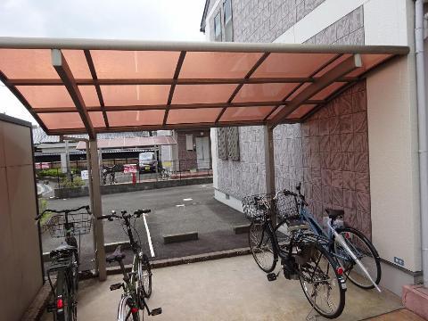 ネオメゾン小山