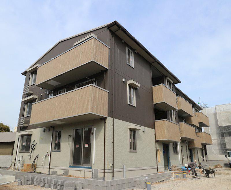 トレス城野弐番館