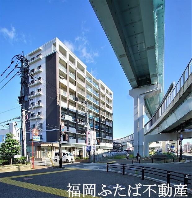 レイ・クレスト