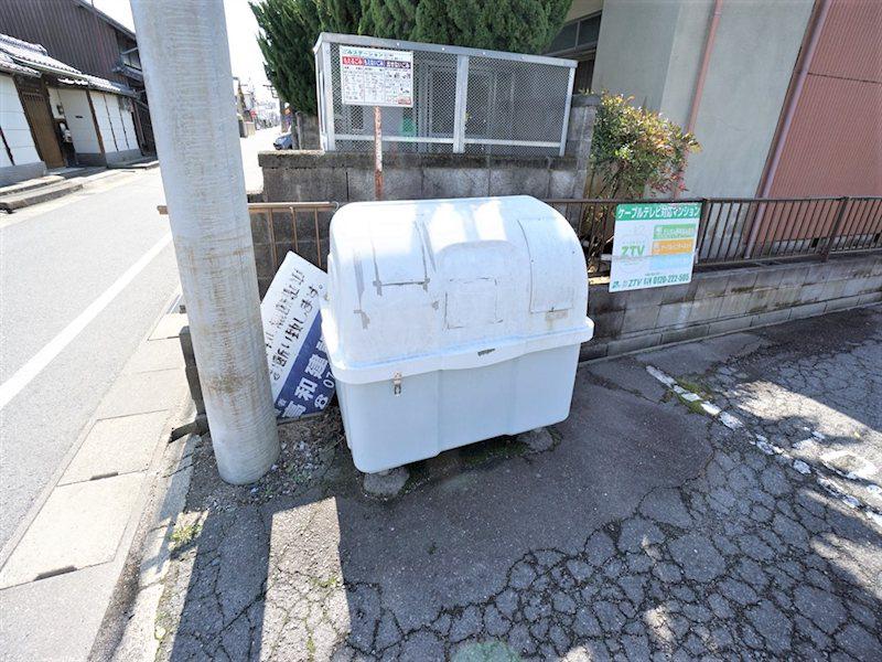 ハイツ本町