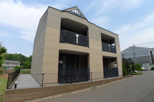 クレメント駒木C