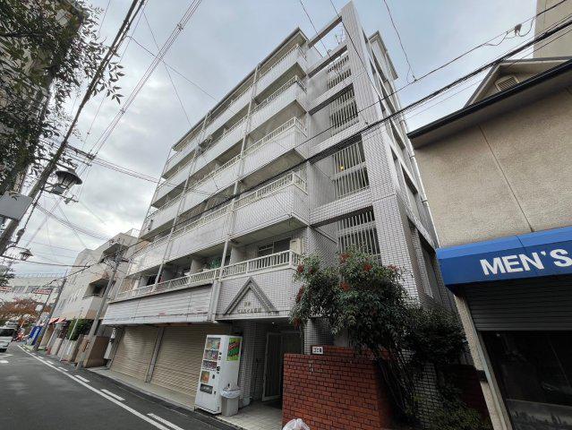 ベルハイム長瀬駅前