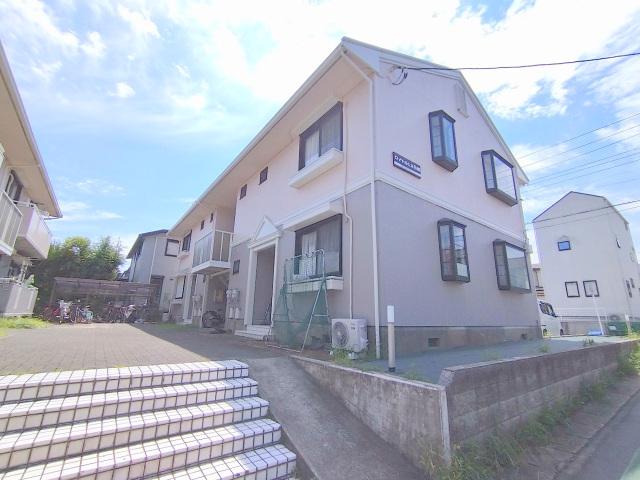 ロイヤルヒルB