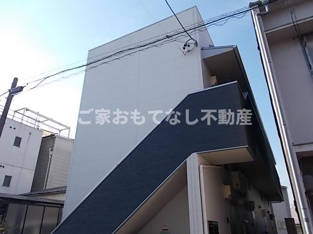 TOMS TENEMENT 3