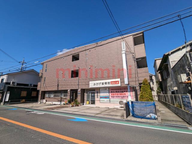 アンプルールフェールビエント高槻