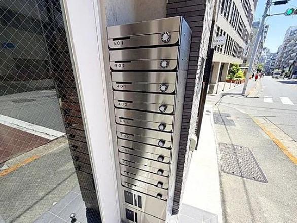 ライブフラット市ヶ谷
