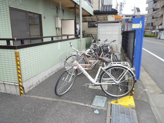 リバティ金子
