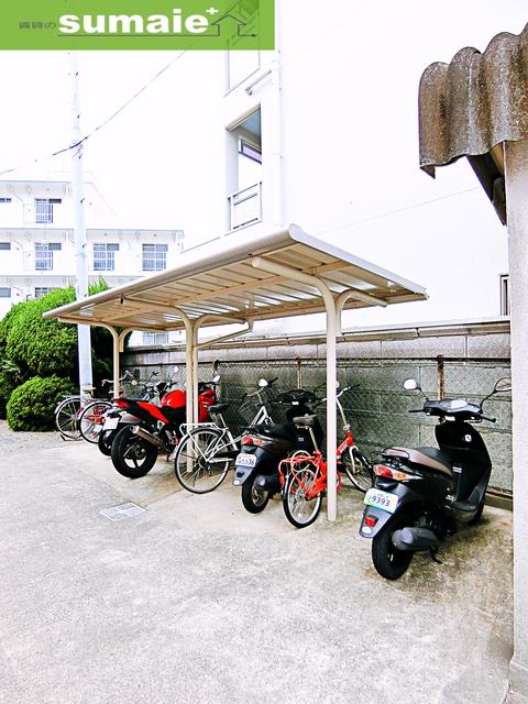 レオパレス栄谷