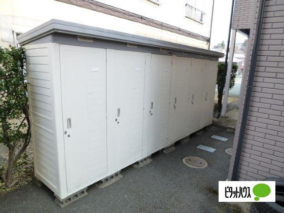 メープル高松II F棟