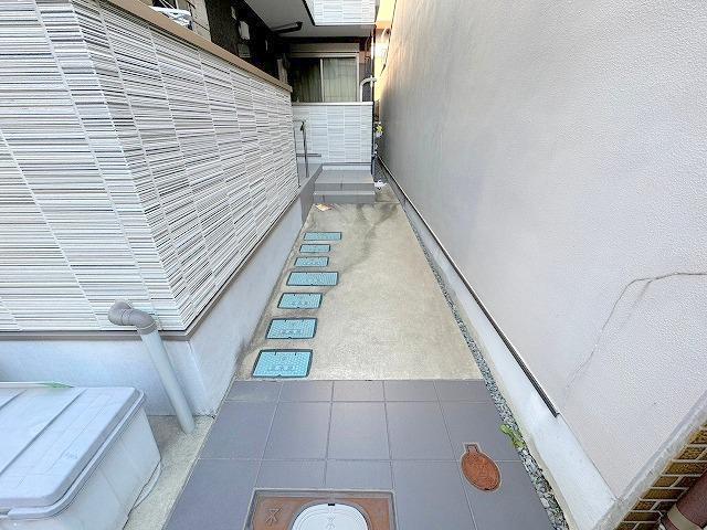 LA VITA三国本町