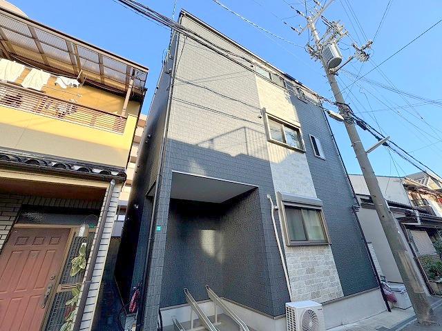 LA VITA三国本町