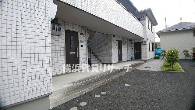オーチャード・アパートメントA棟