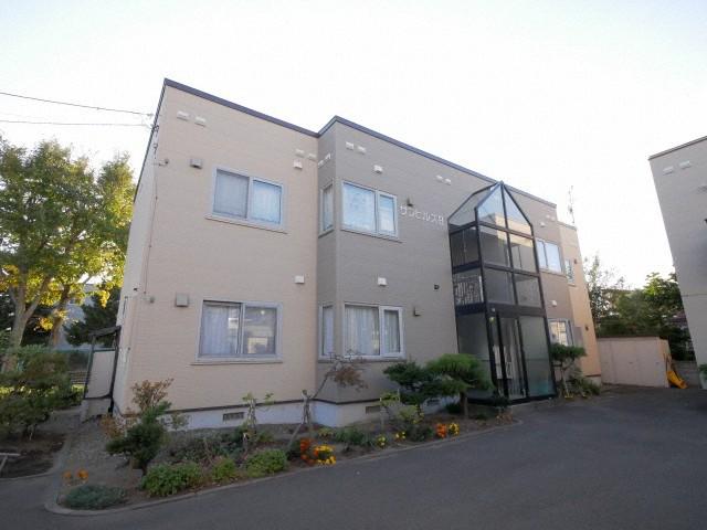 サンヒルズB