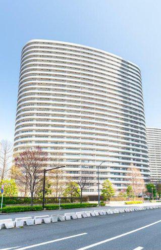 M.M.TOWERS FORESIS L
