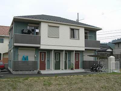 ヴィラージュ C