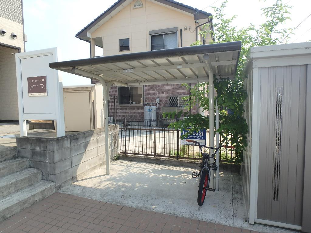 レオパレスフレンドマーチ