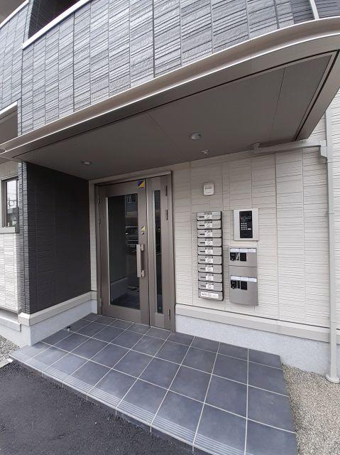 D-RESIDENCE E