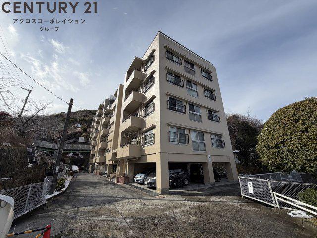 阪急今津線 宝塚南口駅 徒歩11分 8階建 築60年