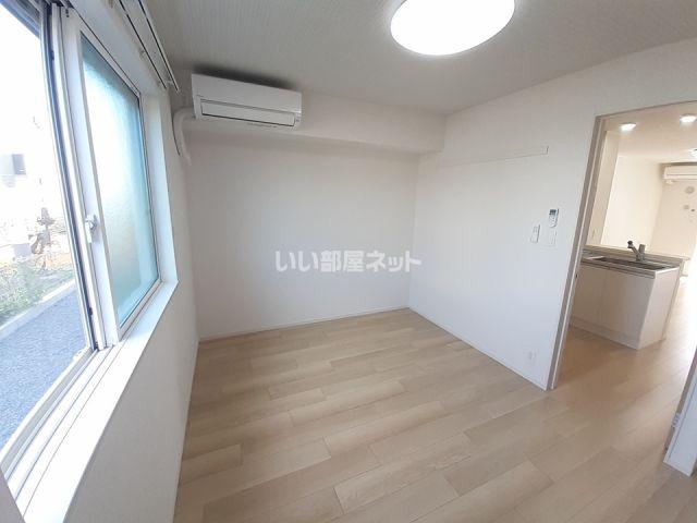 HIRO V
