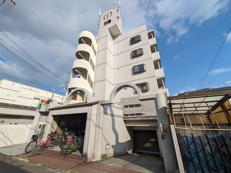 アーチ神崎