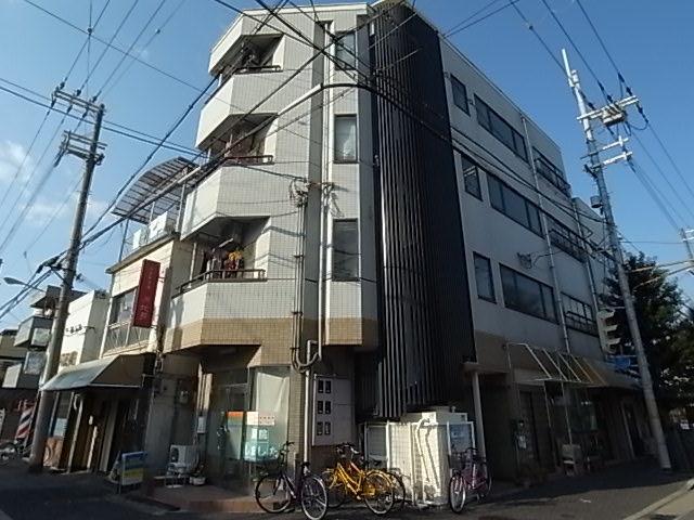 ホワイトパレス