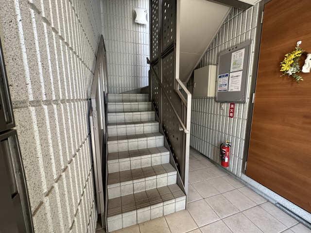 トレス覚王山