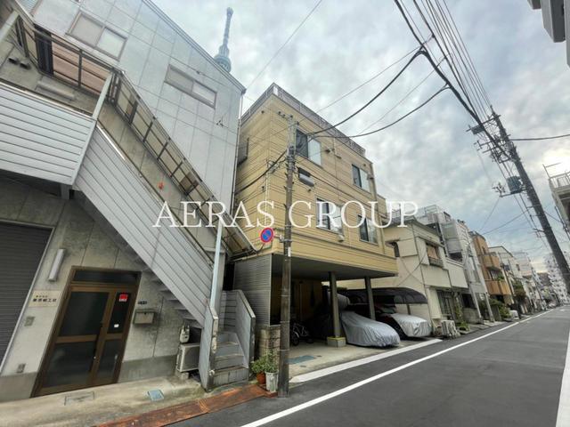 メゾン三岡