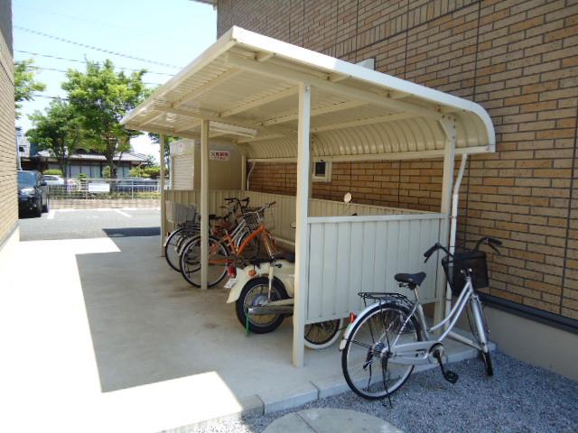 ソレイユヴィラAB館