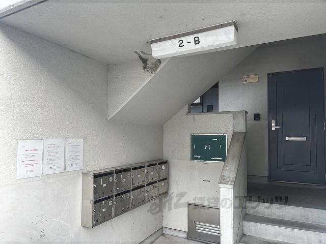 ヴィラナリー御所 2号棟(3DK/3階)の外観写真